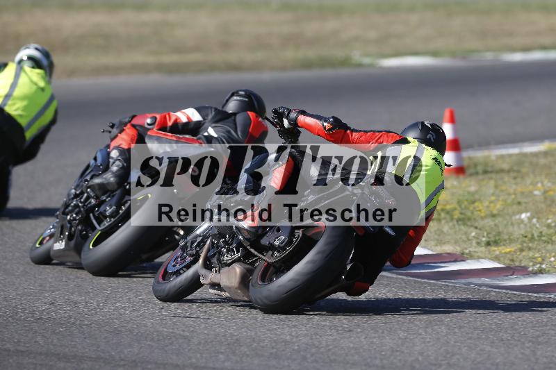 /35 07.08.2026  Discover the Bike ADR/Race 3 rot/unklar